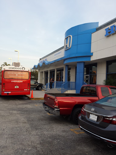 Honda Dealer «Honda of Aventura», reviews and photos, 2150 NE 163rd St, North Miami Beach, FL 33162, USA
