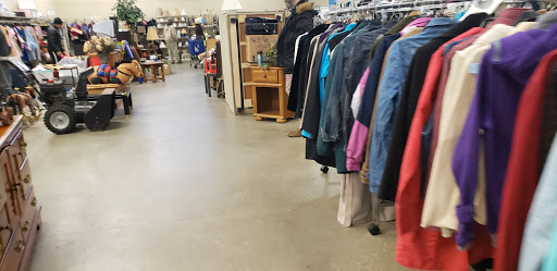 Non-Profit Organization «Goodwill Store & Donation Center», reviews and photos, 351 E Roosevelt Rd, Lombard, IL 60148, USA