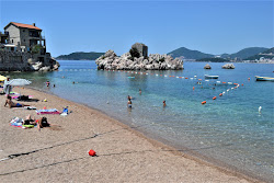 Foto de Przno Beach com relativamente limpo nível de limpeza