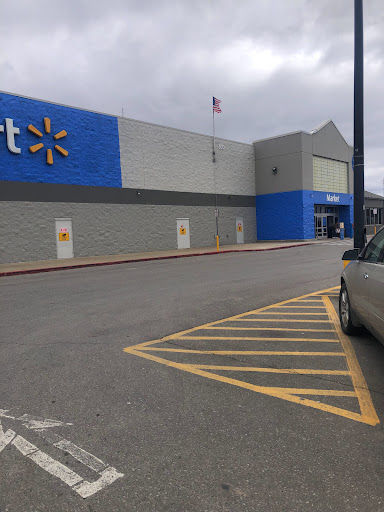 Department Store «Walmart Supercenter», reviews and photos, 300 Iowa Speedway Dr, Newton, IA 50208, USA