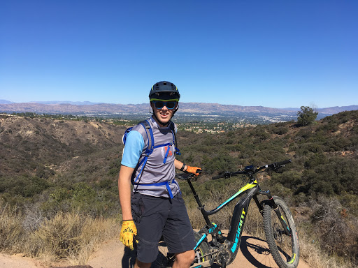 Bicycle Store «Wheel World Bicycles», reviews and photos, 22718 Ventura Blvd, Woodland Hills, CA 91364, USA