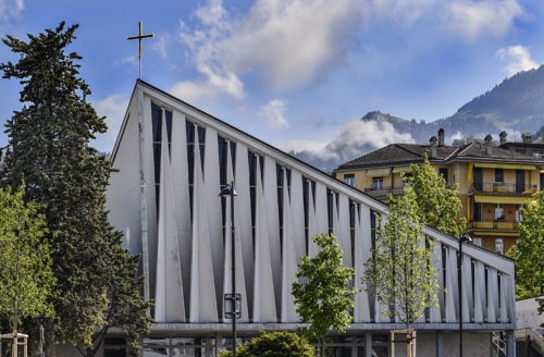 Rezensionen über Eglise catholique de Sainte-Thérèse in Montreux - Kirche