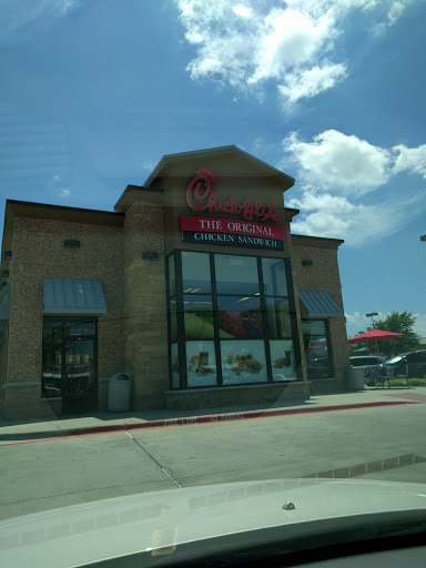 Fast Food Restaurant «Chick-fil-A», reviews and photos, 3041 W Camp Wisdom Rd, Grand Prairie, TX 75052, USA
