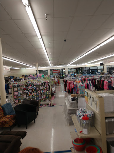 Discount Store «Roses», reviews and photos, 1410 Sparta St #4, McMinnville, TN 37110, USA