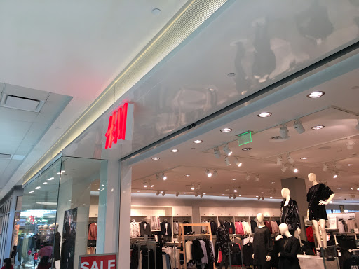 Shopping Mall «Boulevard Mall», reviews and photos, 730 Alberta Dr, Buffalo, NY 14226, USA