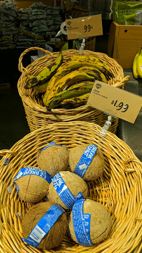 Grocery Store «D & W Fresh Market», reviews and photos, 50 Douglas Ave, Holland, MI 49424, USA