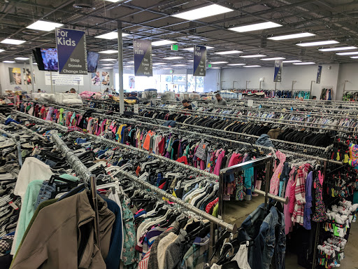 Thrift Store «Goodwill of Silicon Valley», reviews and photos, 855 E El Camino Real, Mountain View, CA 94040, USA