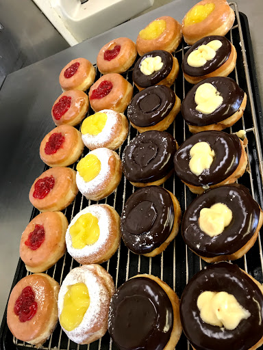 Donut Shop «Yum Yum Donuts», reviews and photos, 5454 Orangethorpe Ave, La Palma, CA 90623, USA