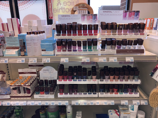 Health Food Store «Fruitful Yield», reviews and photos, 360 Randall Rd, South Elgin, IL 60177, USA