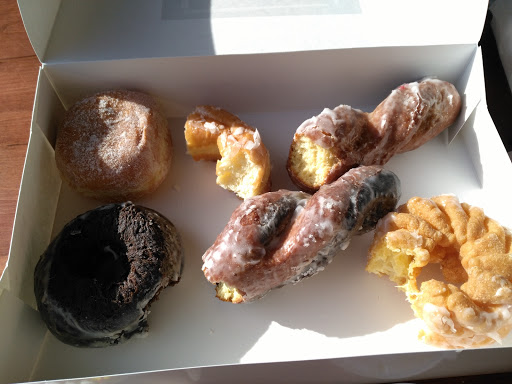 Donut Shop «Heav’nly Donuts», reviews and photos, 592 Merrimack Ave, Dracut, MA 01826, USA