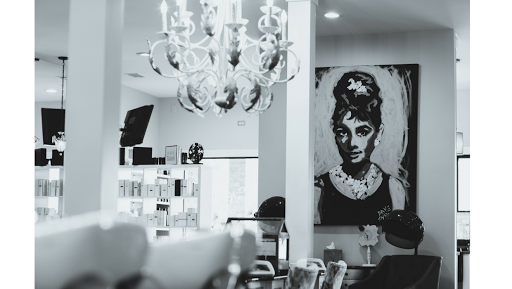 Hair Salon «Le Rouge Salon + Beauty Bar», reviews and photos, 12830 S Saginaw St c, Grand Blanc, MI 48439, USA