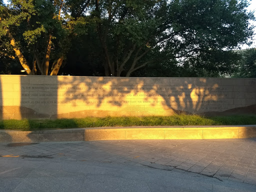 Park «Burnett Park», reviews and photos, 501 W 7th St, Fort Worth, TX 76102, USA