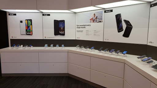 Cell Phone Store «Verizon», reviews and photos, 5700 100th St SW Ste 310, Lakewood, WA 98499, USA