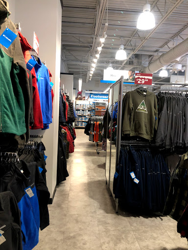 Sportswear Store «Columbia Sportswear Outlet», reviews and photos, 1659 94th Dr F250, Vero Beach, FL 32966, USA