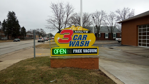 Car Detailing Service «Wheaton Car Wash & Detail», reviews and photos, 1520 E Roosevelt Rd, Wheaton, IL 60187, USA