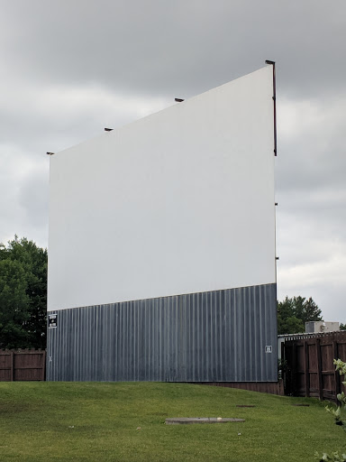 Drive-in Movie Theater «Malta Drive-In Theatre», reviews and photos, 2785 U.S. 9, Malta, NY 12020, USA