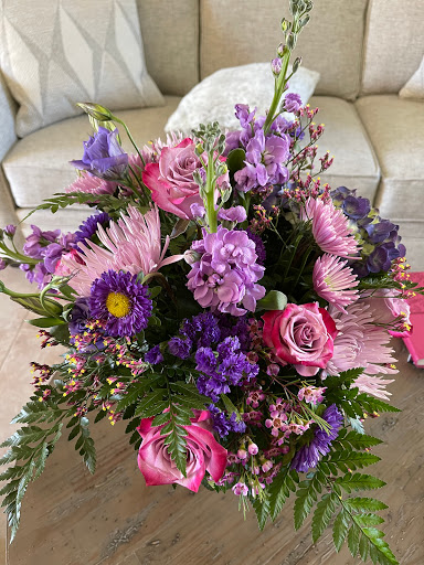 Florist «A Crooked Stem Flowers», reviews and photos, 237 E Plymouth Ave, DeLand, FL 32724, USA