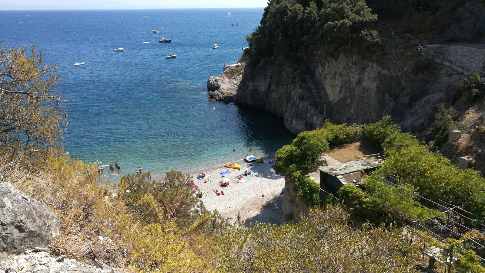 Fotografie cu Spiaggia di Sovrano zonă sălbatică