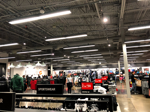 Sporting Goods Store «Nike Factory Store», reviews and photos, 3000 Grapevine Mills Pkwy #611, Grapevine, TX 76051, USA