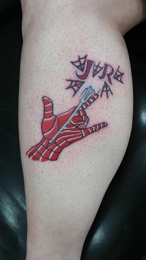 Tattoo Shop «Shrunkin Head Tattoo», reviews and photos, 4438 St John Ave, Kansas City, MO 64123, USA