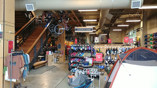 Camping Store «REI», reviews and photos, 4291 The Cir At N Hills St, Raleigh, NC 27609, USA
