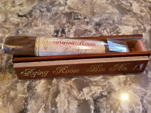 Cigar Shop «Cutters Cigar Emporium», reviews and photos, 5530 Windward Pkwy #200b, Alpharetta, GA 30004, USA