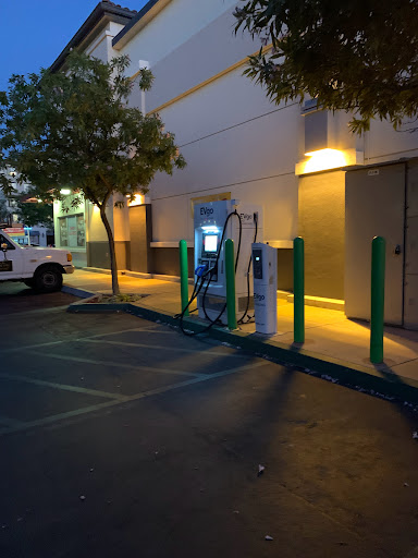 Electric vehicle charging station contractor Sunnyvale