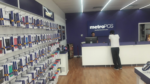 Cell Phone Store «MetroPCS Authorized Dealer», reviews and photos, 904 Roy Richard Dr, Schertz, TX 78154, USA