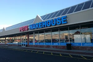 Pets Warehouse image
