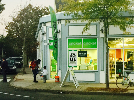 Cricket Wireless, 75 Holland St c, Somerville, MA 02144, USA, 