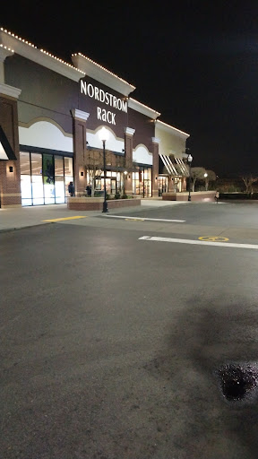 Department Store «Nordstrom Rack», reviews and photos, 17200 Southcenter Pkwy, Tukwila, WA 98188, USA