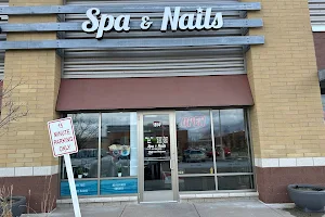 Spa and Nails image