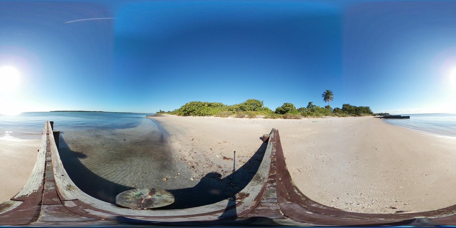 Fotografie cu Virginia Key beach - locul popular printre cunoscătorii de relaxare