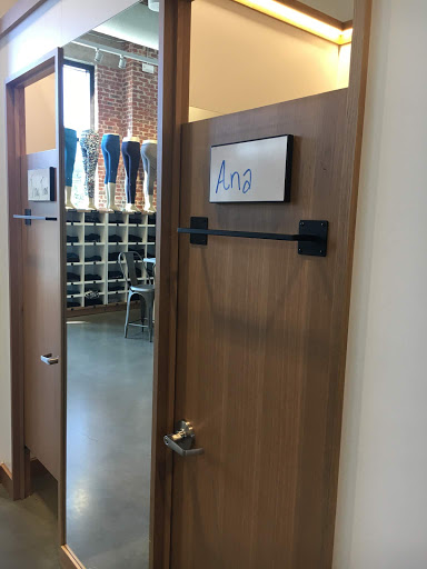 Sportswear Store «lululemon», reviews and photos, 675 Ponce De Leon Ave NE C187, Atlanta, GA 30308, USA