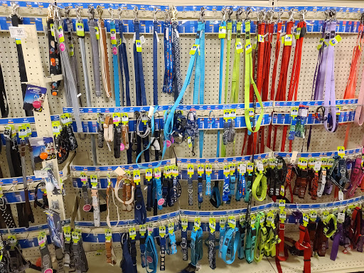 Pet Supply Store «PetSmart», reviews and photos, 220 Commerce Blvd, Fairless Hills, PA 19030, USA
