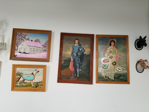 Donut Shop «The Dancing Donut», reviews and photos, 1134 E 54th St G, Indianapolis, IN 46220, USA