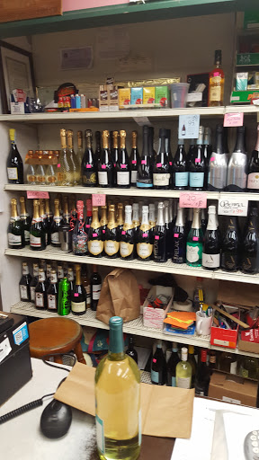 Liquor Store «Pinkey West Street Liquors», reviews and photos, 1100 West St, Annapolis, MD 21401, USA