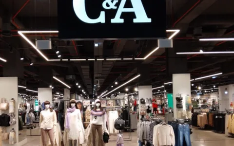 C&A Clothes image