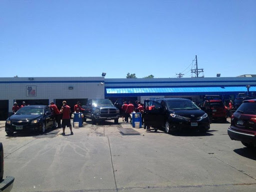 Waterworks Car Wash Denver en Denver