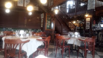 Atmosphère du Restaurant Les Voyageurs à Saint-Gilles-Croix-de-Vie - n°10