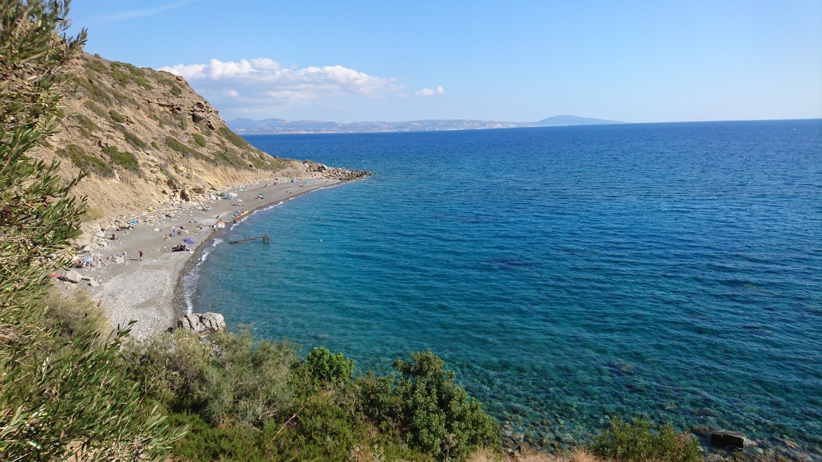 Photo de Lychnistis beach avec caillou gris de surface