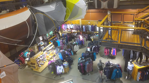 Camping Store «REI», reviews and photos, 2235 NW Allie Ave, Hillsboro, OR 97124, USA