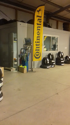 100% Pneu à Totes