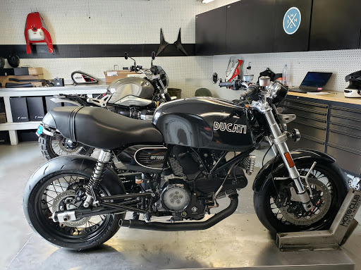 Motorcycle Dealer «Moto Club di Santa Monica», reviews and photos, 2013 Lincoln Blvd, Santa Monica, CA 90405, USA