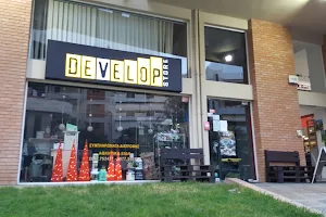 Develop Store image