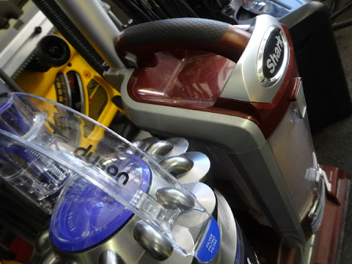 Pawn Shop «City Avenue Pawnshop Outlet», reviews and photos, 5006 City Ave, Philadelphia, PA 19131, USA