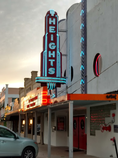 Live Music Venue «The Heights Theater», reviews and photos, 339 W 19th St, Houston, TX 77008, USA