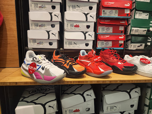 Shoe Store «PUMA», reviews and photos, 20 The City Dr S #906, Orange, CA 92868, USA