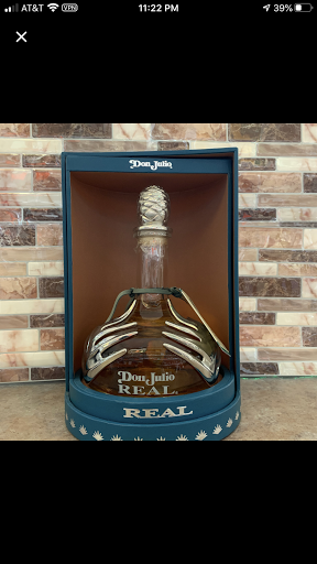 Liquor Store «Royal Liquor», reviews and photos, 270 W Elm Ave, Coalinga, CA 93210, USA