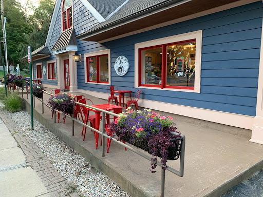 Deli «Berkshire Country Store», reviews and photos, 6 Station Pl, Norfolk, CT 06058, USA